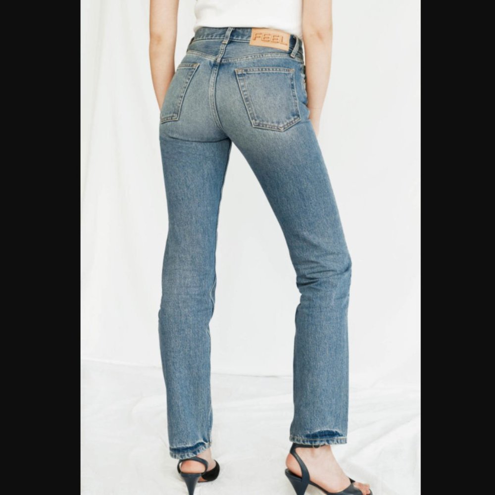 SOLD------- Feel studio genuine jean in blue ozone